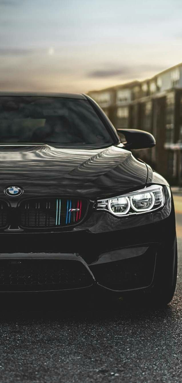 BMW M4, Schwarzer Sportwagen, Scheinwerfer, Dunkel, Hintergrundbild für iPhone und Android
