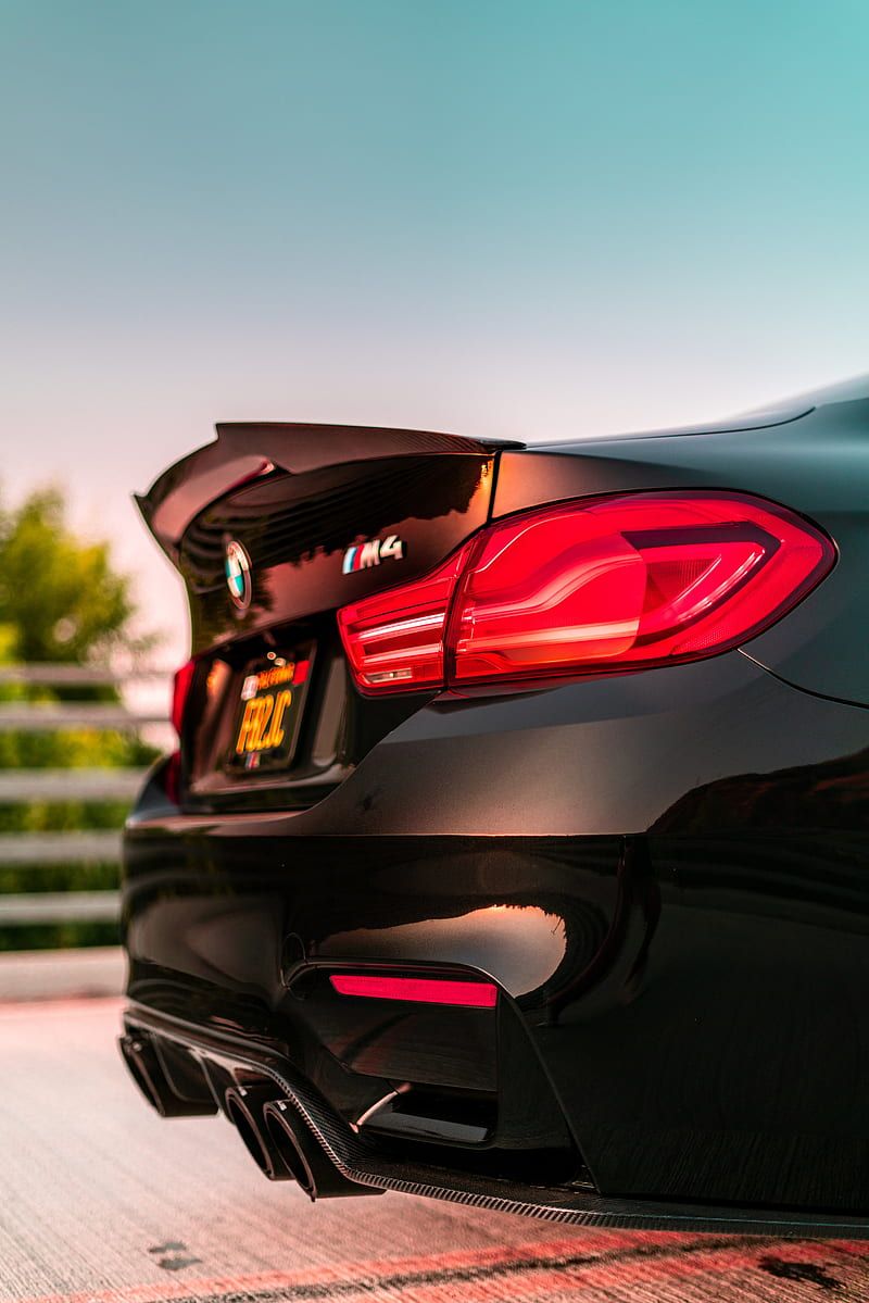 BMW M4, Rücklichter, Heckspoiler, Nahaufnahme, Schwarz, Hintergrundbild für iPad und Tablet