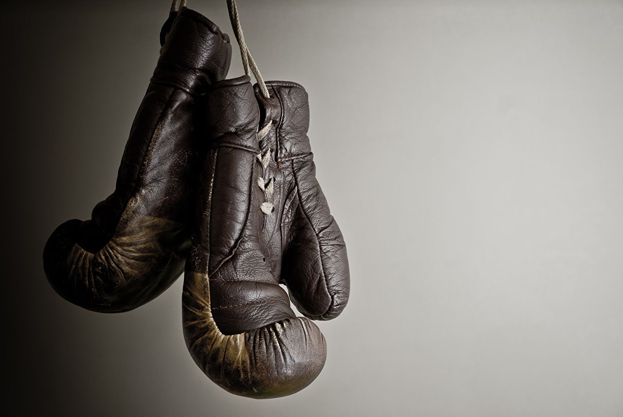 Alte Boxhandschuhe, Leder, Hängend, Vintage, HD, Hintergrundbild für den PC