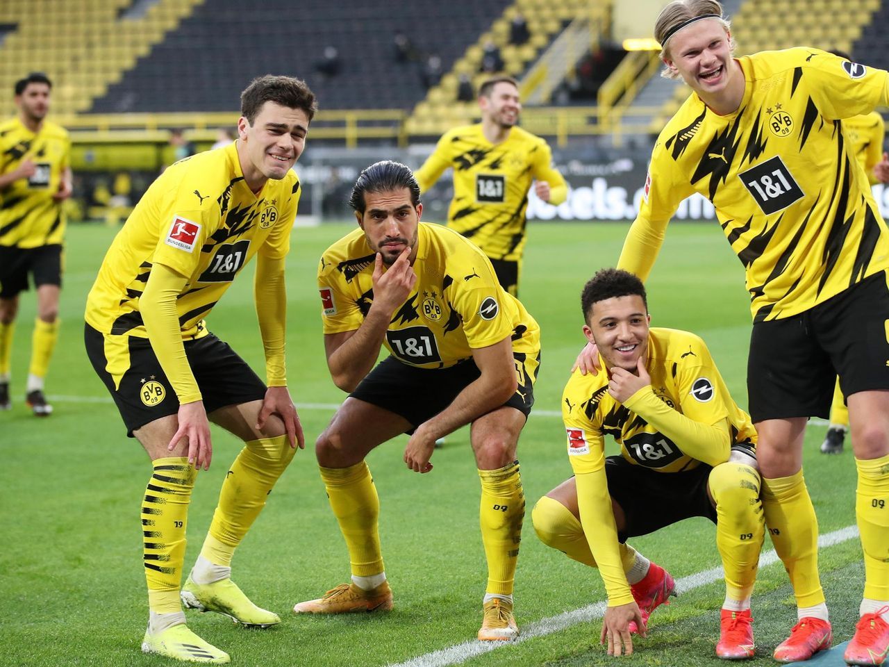 Erling Haaland, Jadon Sancho, Giovanni Reyna, Torjubel, Mannschaft, HD, iPad-Hintergrundbild
