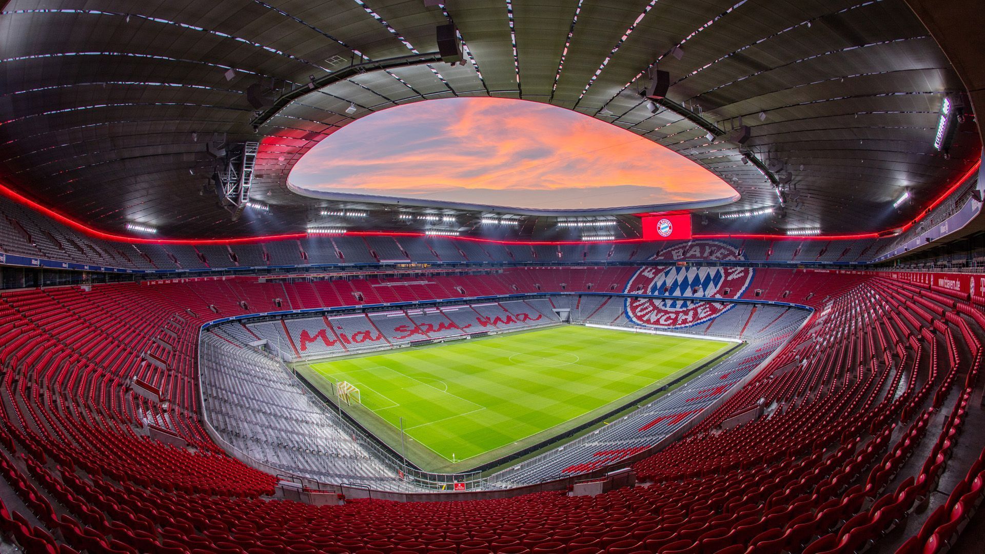 Allianz Arena, FC Bayern München, Stadioninnenraum, Rote Ränge, Weitwinkel, Full HD, Desktop-Hintergrund
