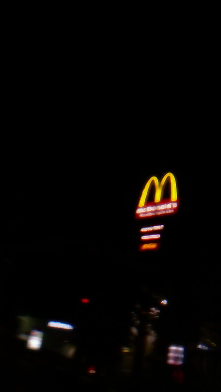 McDonald's-Logo, Leuchtschild, Nacht, Schwarzer Hintergrund, Minimalistisch, Sperrbildschirm