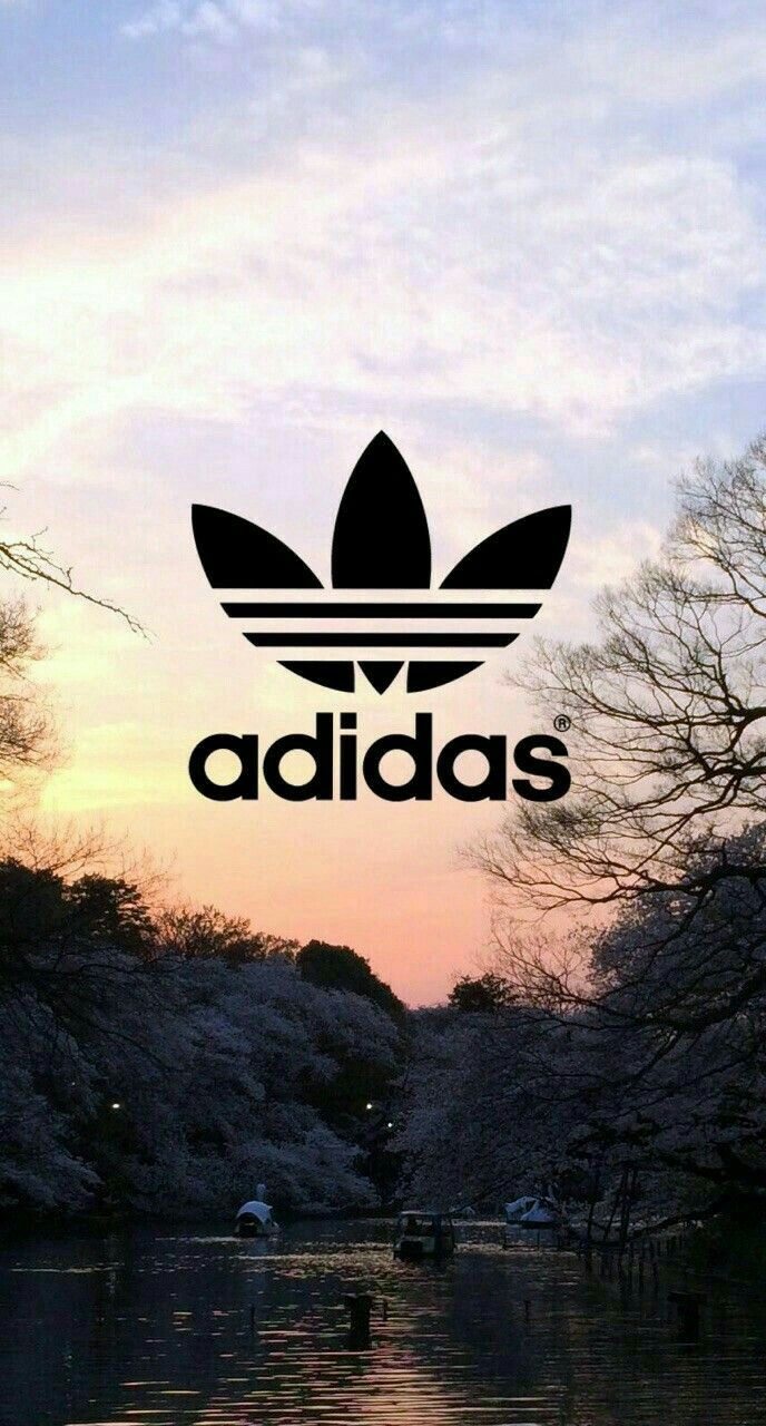 Adidas, Trefoil-Logo, Sonnenuntergang, Fluss, Bäume, Abendhimmel, Hintergrundbild fürs Handy