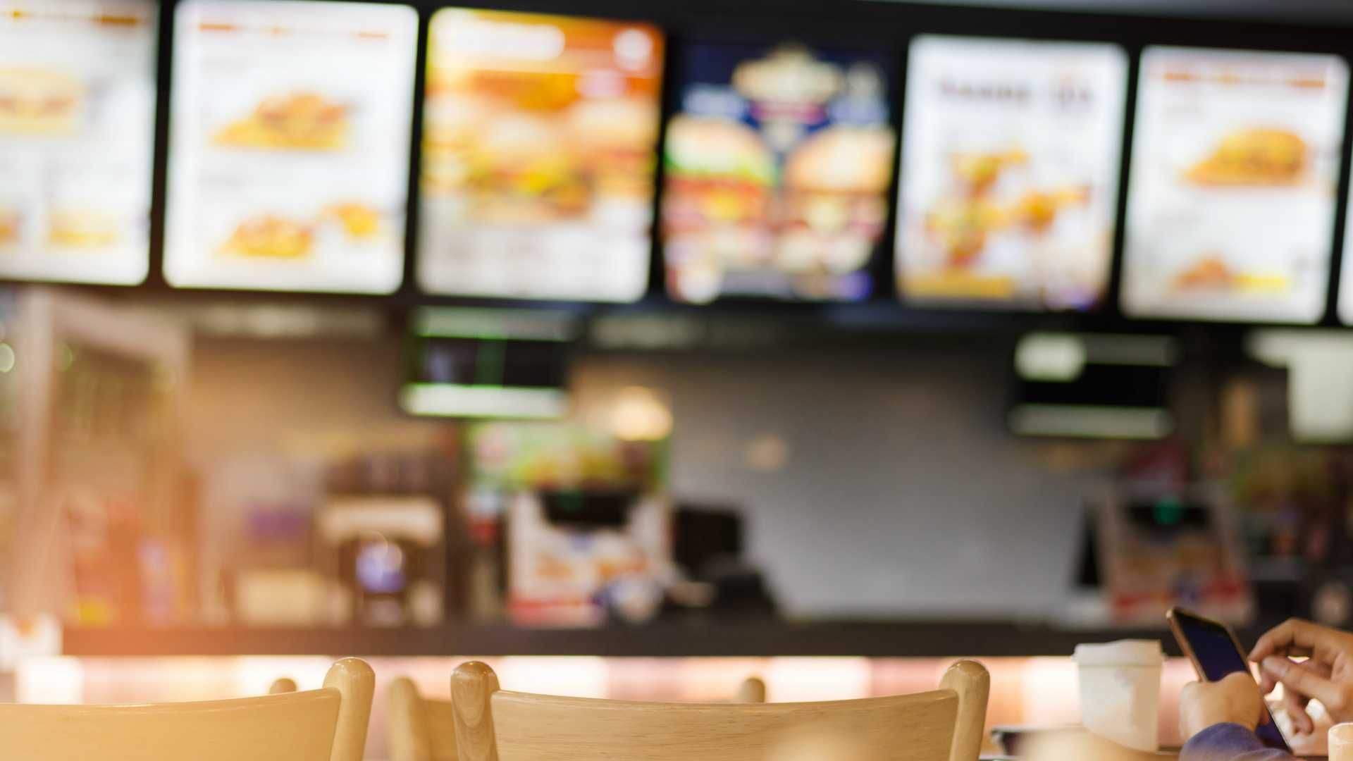 McDonald's, Menütafel, Restaurant, Innenraum, Bokeh, Full HD, Desktop-Hintergrund für Windows