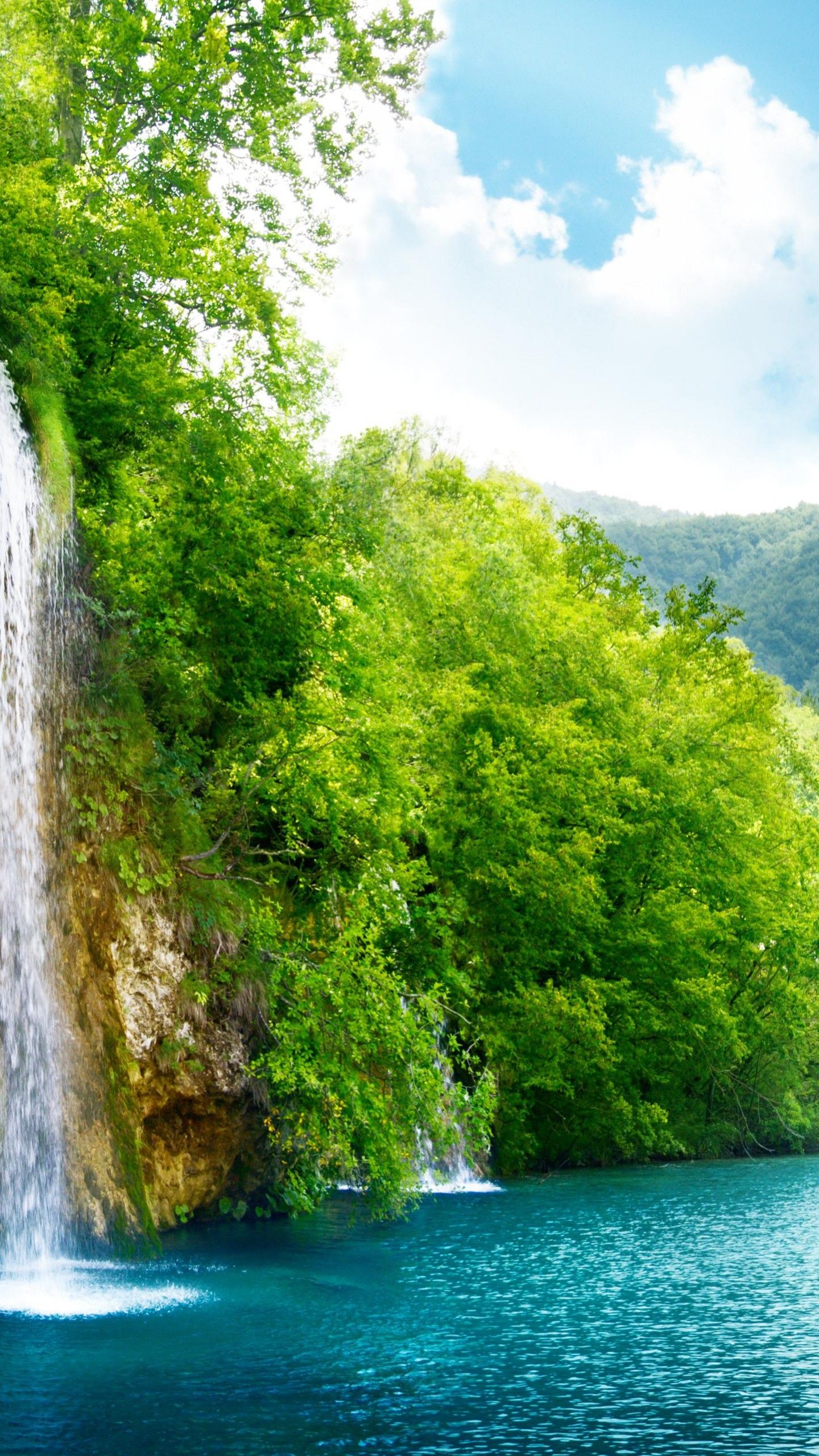 Wasserfall, Grüne Klippe, Türkis, Natur, Tropisch, QHD+, Hintergrundbild fürs Handy