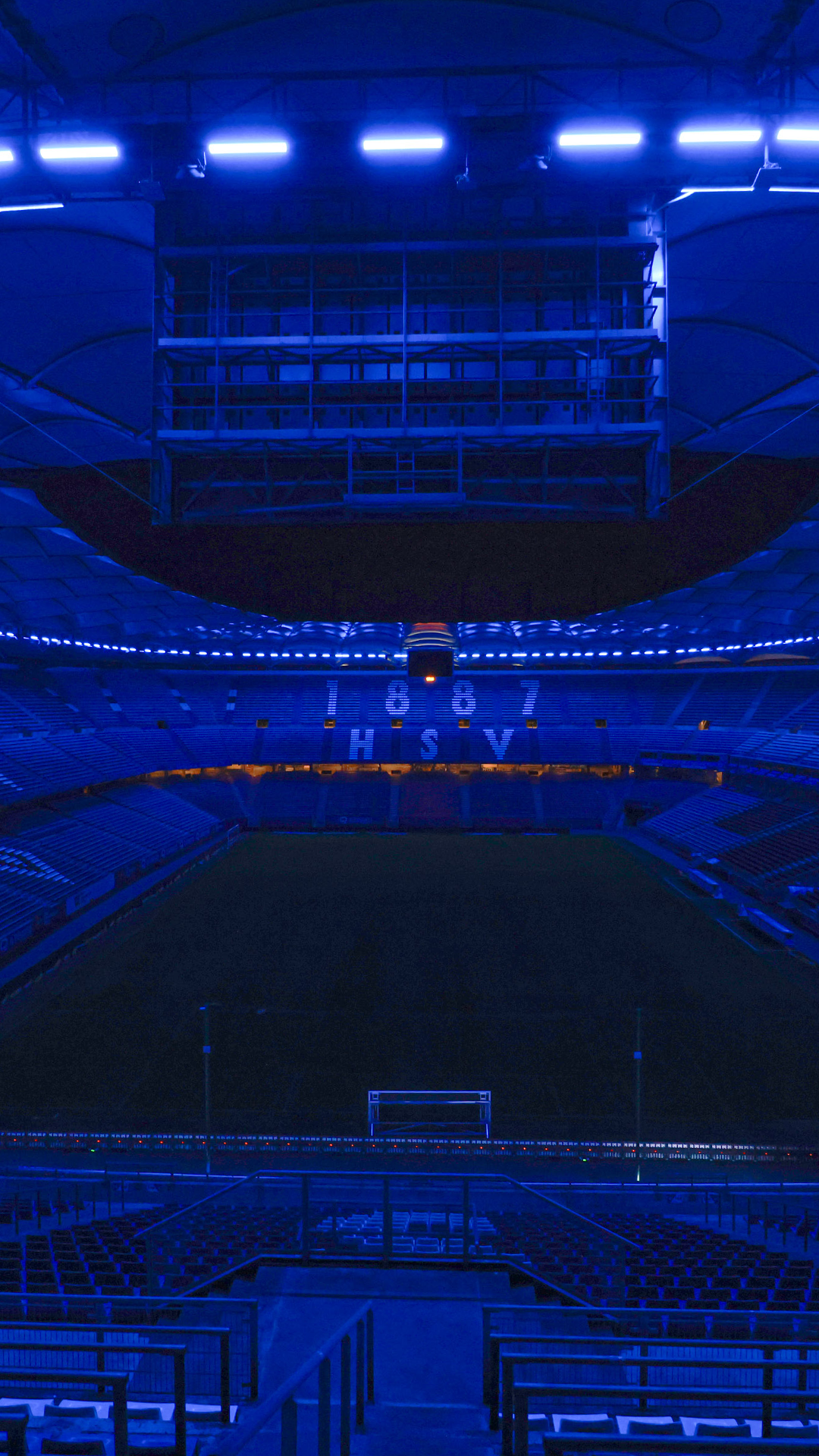Stadion, Blaues Licht, Leere Ränge, Nacht, Full HD, Hintergrundbild fürs Handy