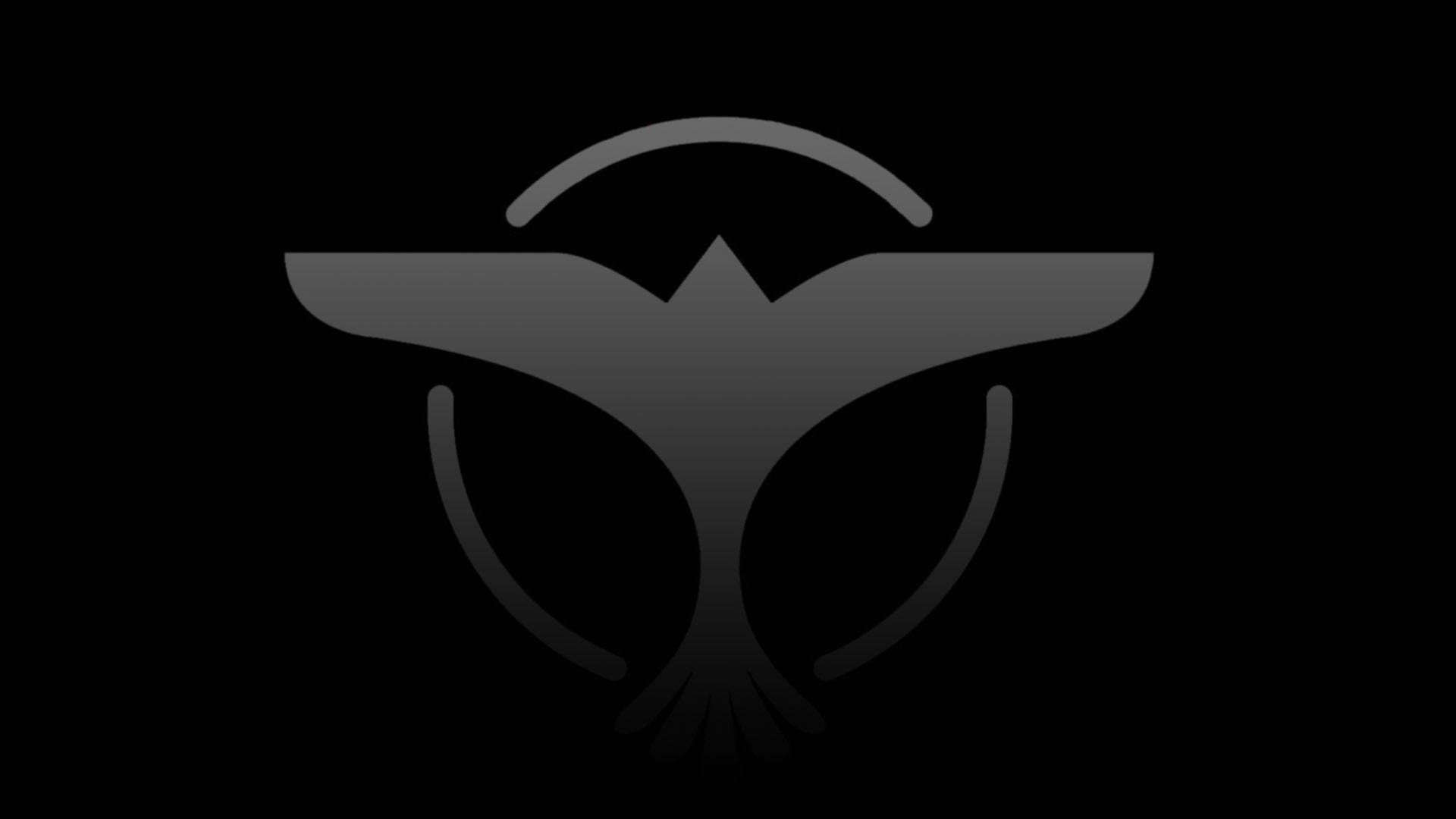 Tiësto-Logo, Tiësto, Grau, Schwarzer Hintergrund, Minimalistisch, Full HD Wallpaper