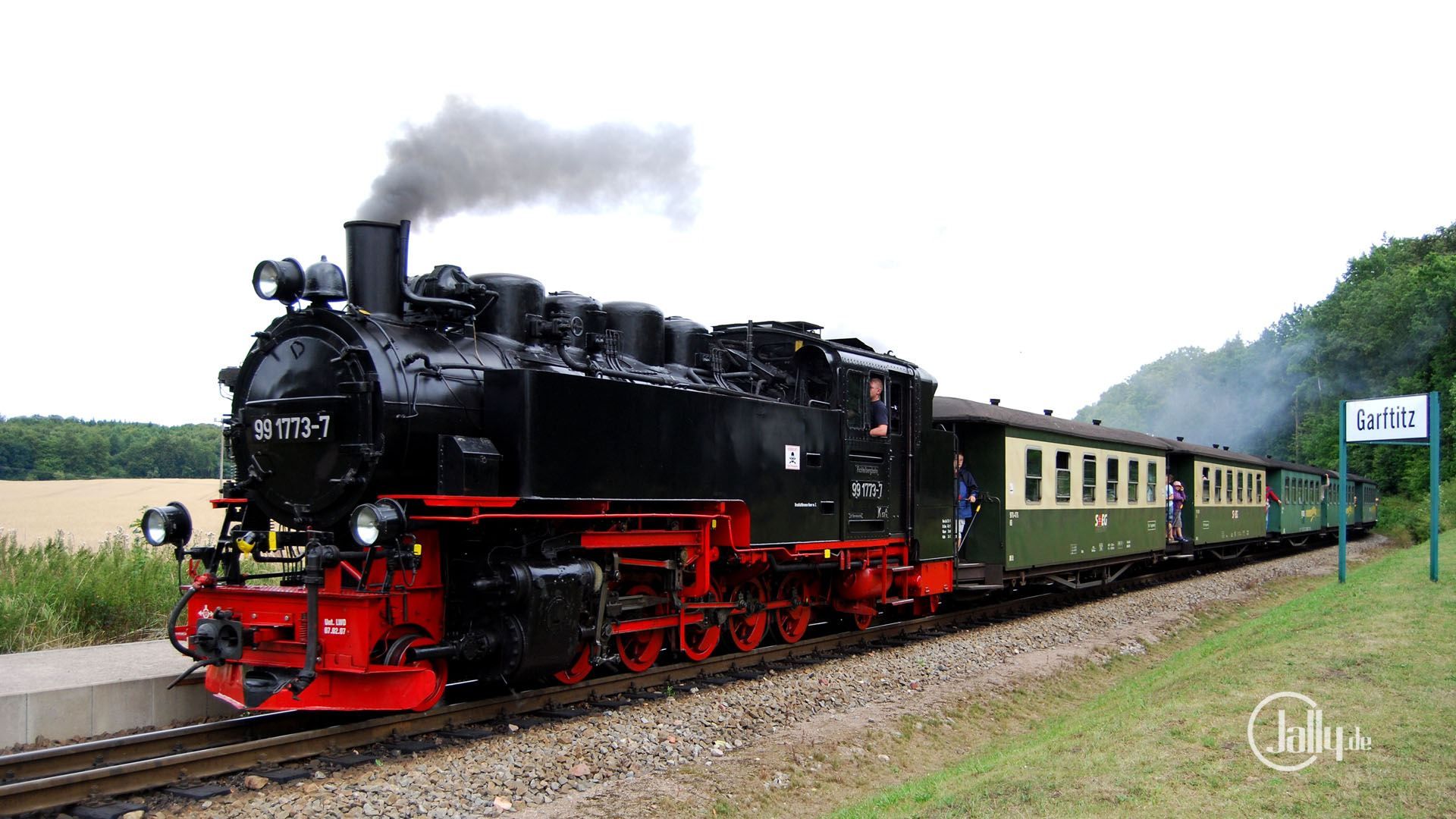 Harzer Schmalspurbahnen, Schmalspurbahn, Personenwagen, Bahnsteig, Rot und Schwarz, 1080p Wallpaper