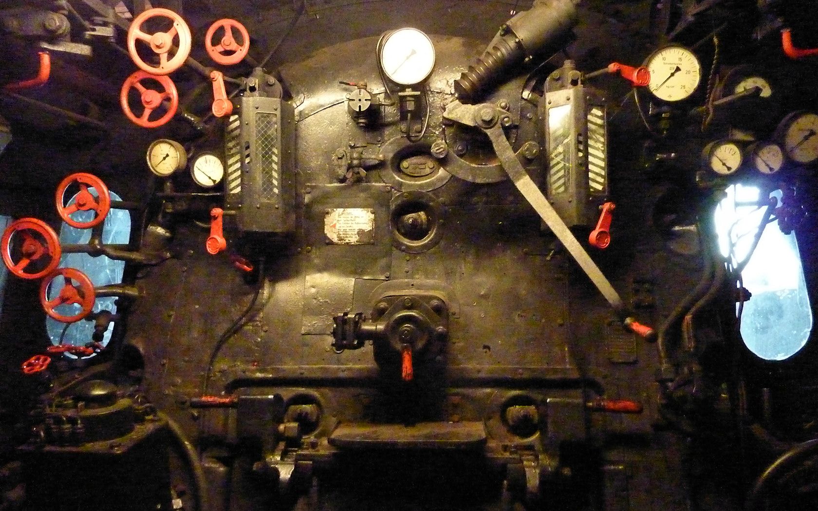 Führerstand, Manometer, Ventile, Kessel, Innenansicht, 16:10, HD-Hintergrundbild für den Desktop