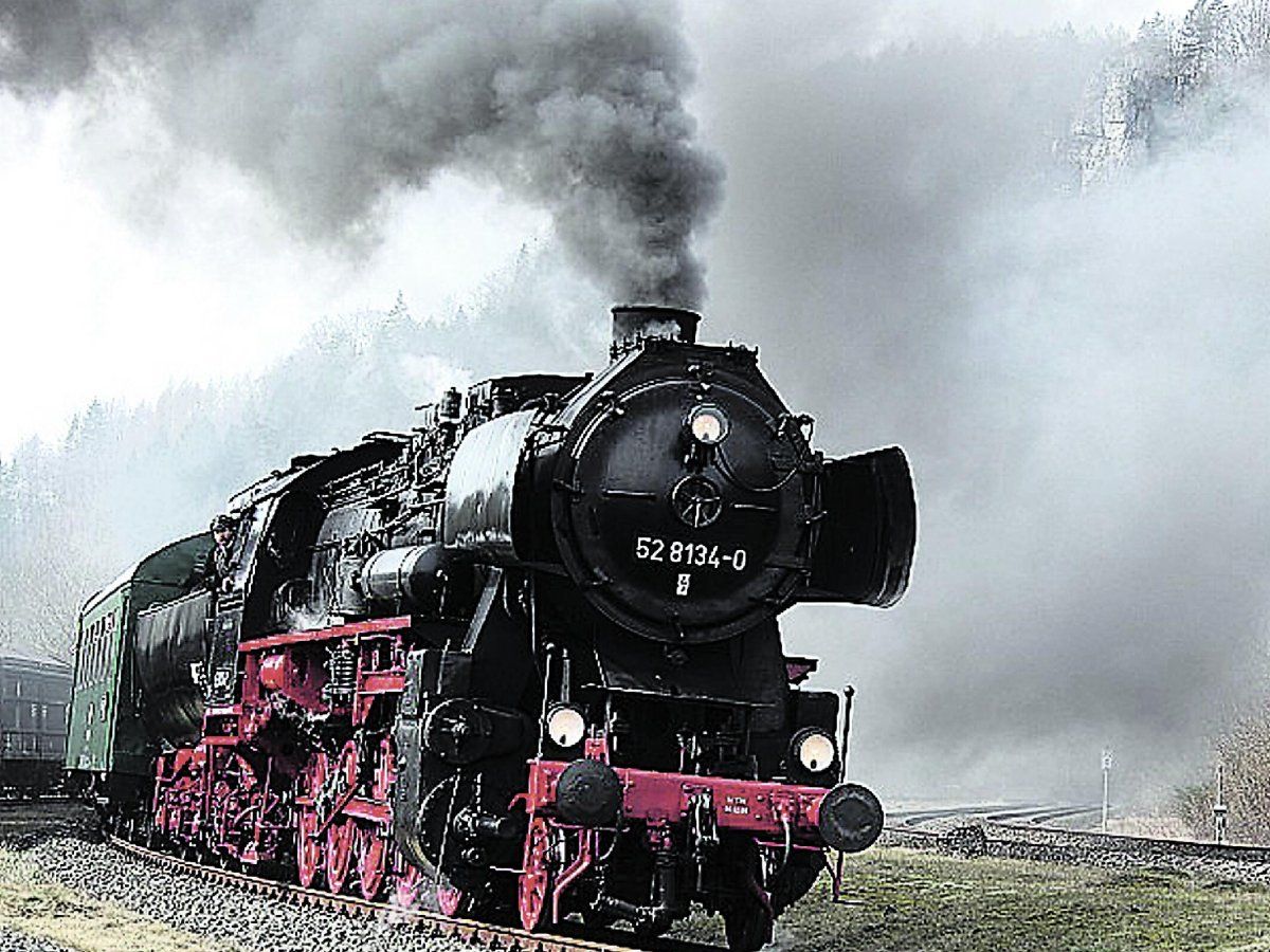 BR 52, 52 8134-0, Dampflok, Dampfwolke, Frontansicht, Hintergrundbild für iPad und Tablet