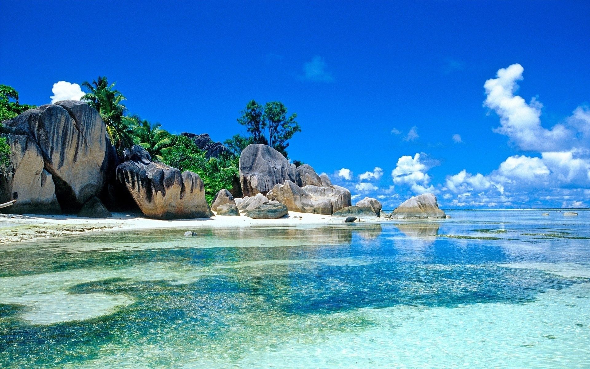 Seychellen, Granitfelsen, Tropenstrand, Klares Wasser, Palmen, Full HD, Windows-Hintergrundbild