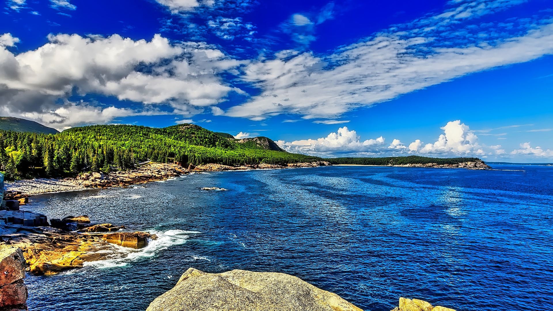 Küste, Meer, Felsen, Wald, Wolken, Sommer, 16:9, Full-HD-Hintergrundbild für den Desktop