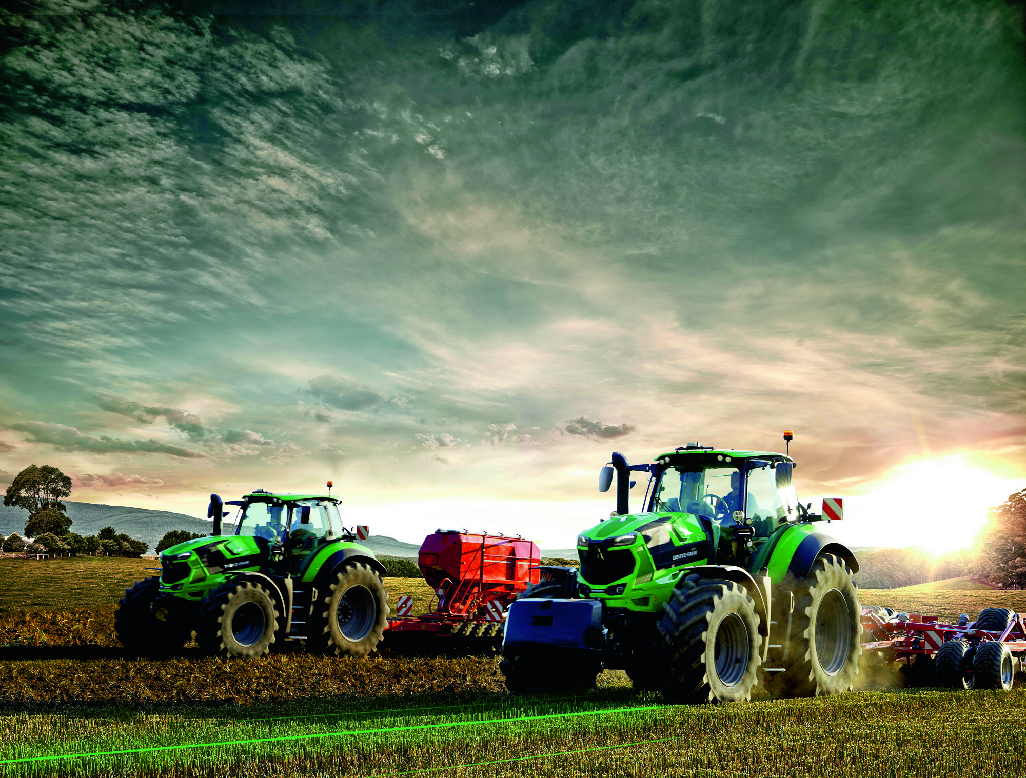 Deutz-Fahr, Traktoren, Sonnenuntergang, Feldarbeit, Dramatischer Himmel, Full HD, iPad-Hintergrundbild