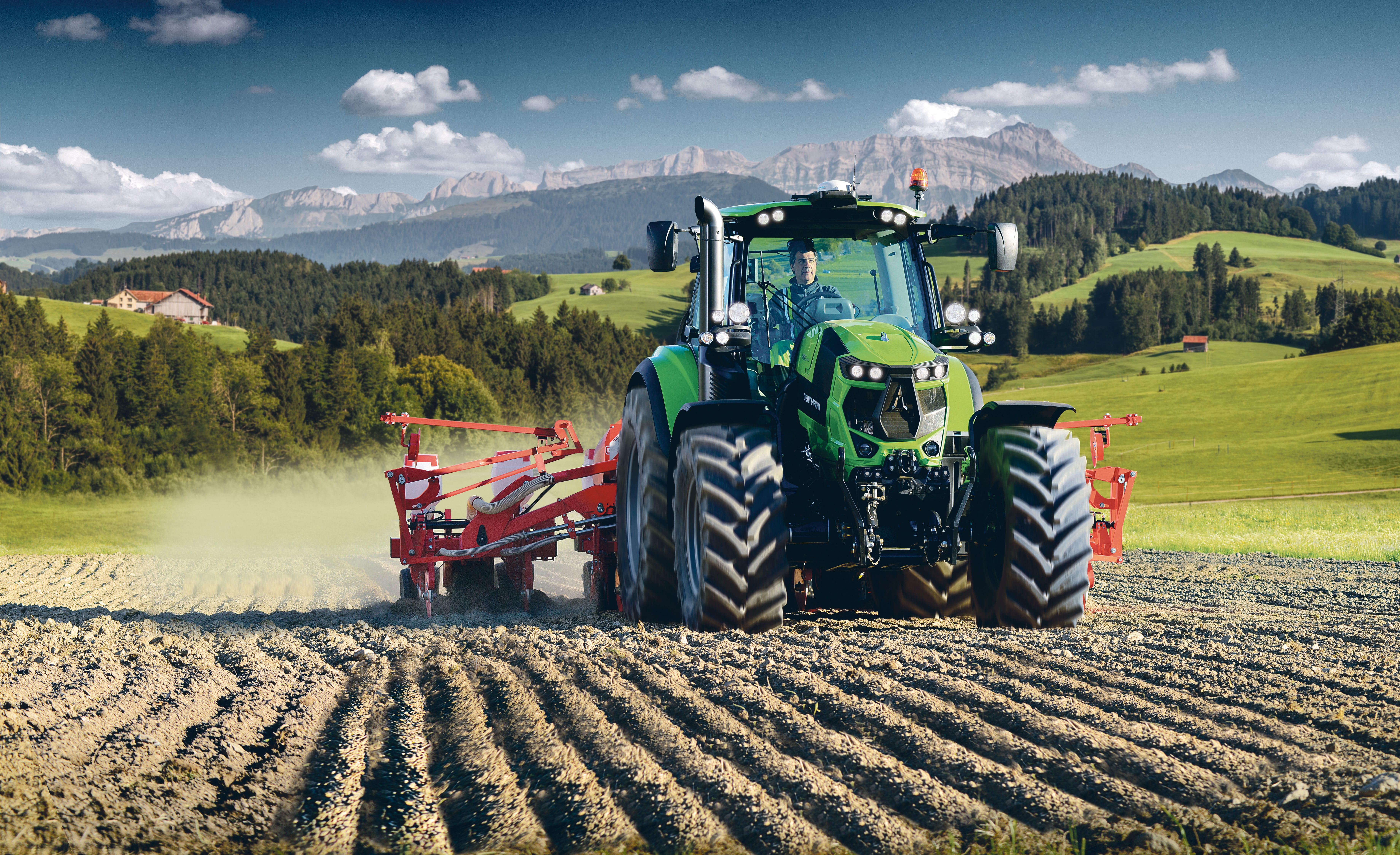 Deutz-Fahr, Traktor, Kartoffelacker, Hügel, Landwirtschaft, 6K, Laptop-Hintergrundbild