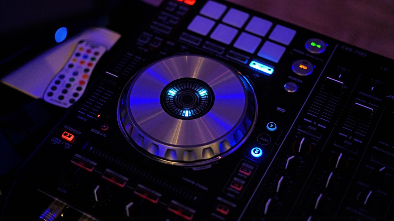 DJ-Controller, Jogwheel, Pads, Blaues Licht, Nahaufnahme, HD, PC-Hintergrundbild