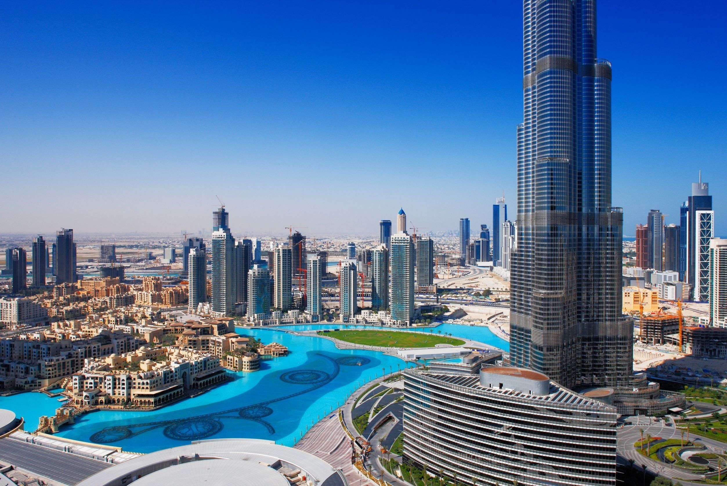 Burj Khalifa, Dubai Mall, Downtown Dubai, Dubai, Blauer Himmel, Tag, Wolkenkratzer, Full-HD-Hintergrundbild