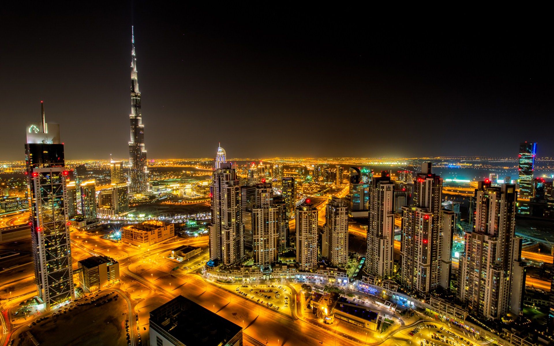 Burj Khalifa, Dubai, Nacht, Stadtlichter, Luftaufnahme, Goldene Lichter, Full HD, Desktop-Hintergrund