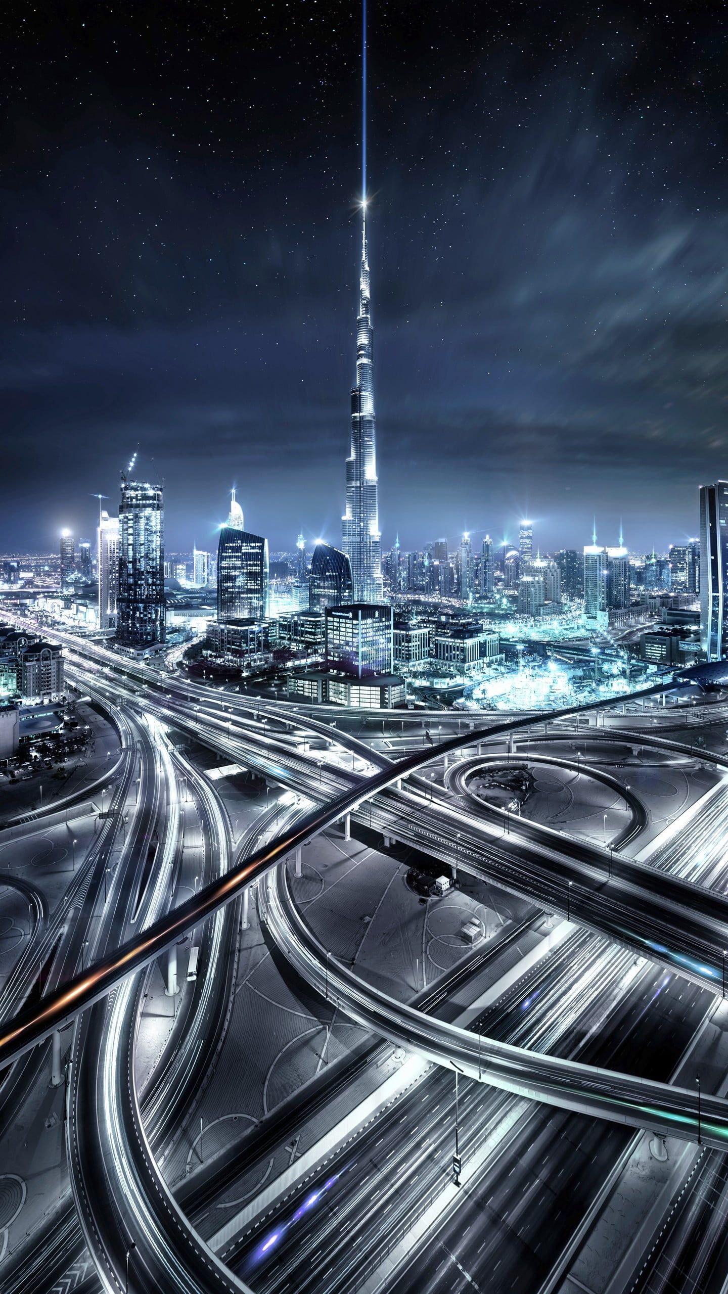 Burj Khalifa, Dubai, Autobahnkreuz, Lichtspuren, Nacht, Wolken, QHD+, iPhone-Hintergrundbild