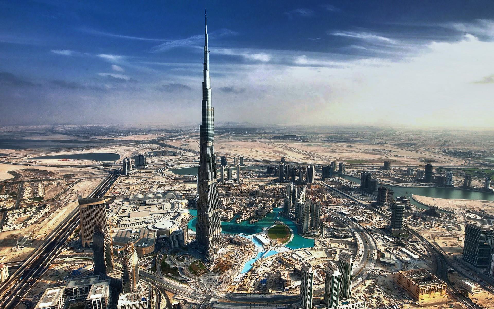 Burj Khalifa, Downtown Dubai, Dubai, Luftaufnahme, Wolken, Tag, Full HD, Breitbild-Hintergrundbild