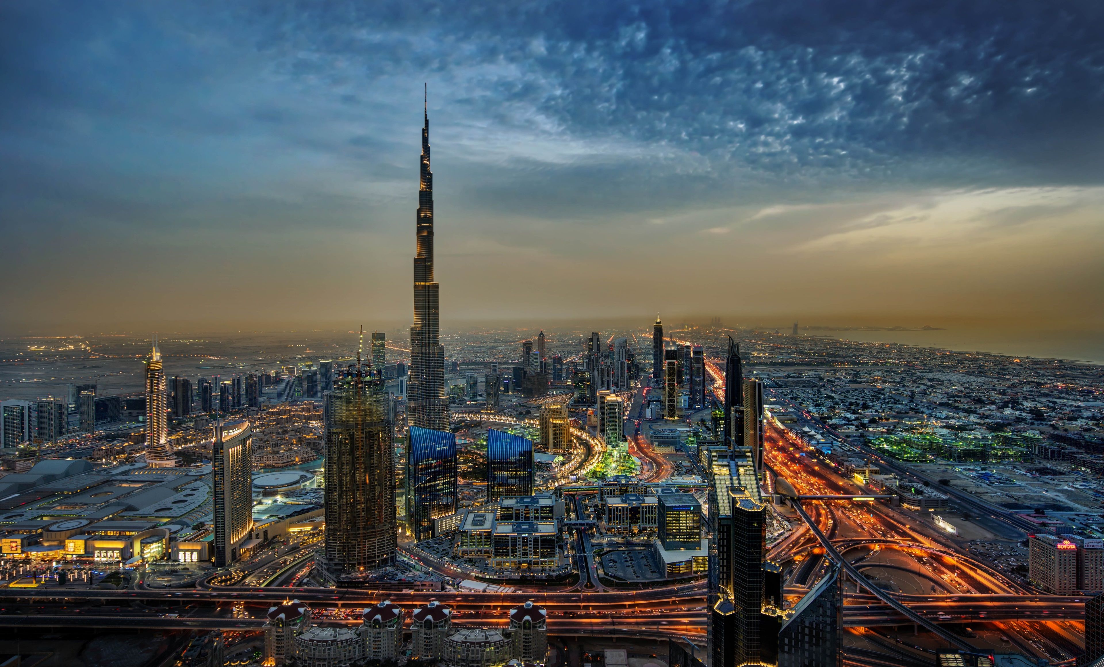 Burj Khalifa, Dubai, Skyline, Wolken, Dämmerung, Luftaufnahme, 4K-Hintergrundbild für PC