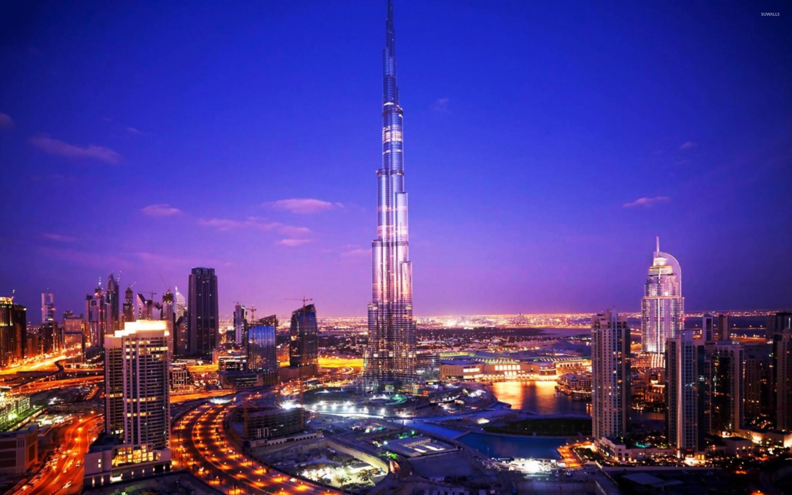 Burj Khalifa, Downtown Dubai, Dubai, Lila Himmel, Nacht, Stadtlichter, 2K, MacBook-Hintergrundbild