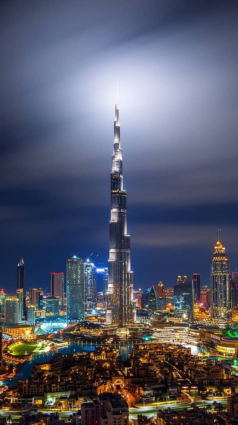 Burj Khalifa, Dubai, Nacht, Hochformat, Mondlicht, Wolken, HD, iPhone-Hintergrundbild
