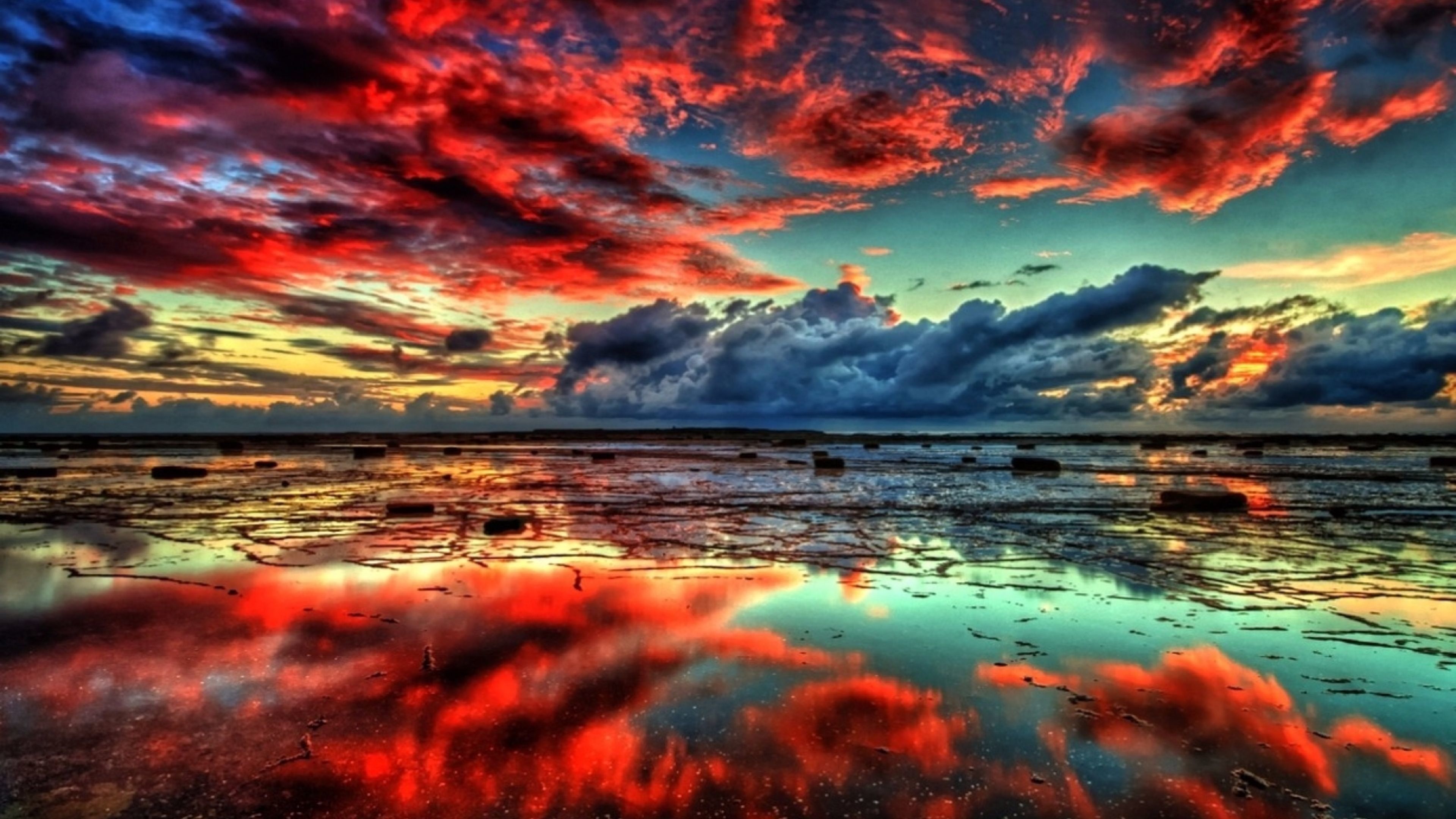 Roter Himmel, Wolken, Spiegelung, Sonnenuntergang, HDR, 4K, Desktop-Hintergrund für Windows