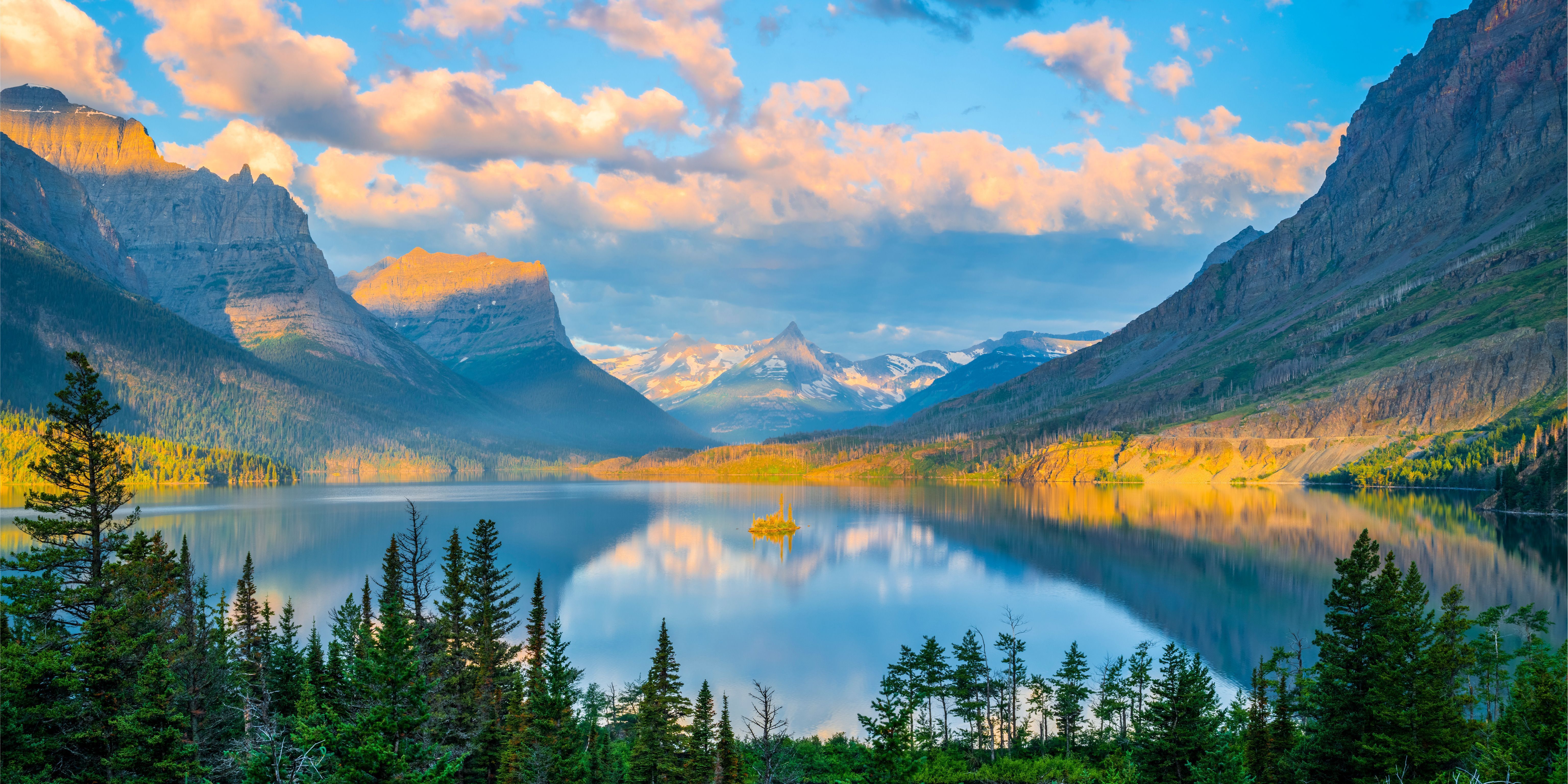 Saint Mary Lake, Glacier-Nationalpark, Montana, Bergsee, Herbst, 6K-Hintergrundbild für PC