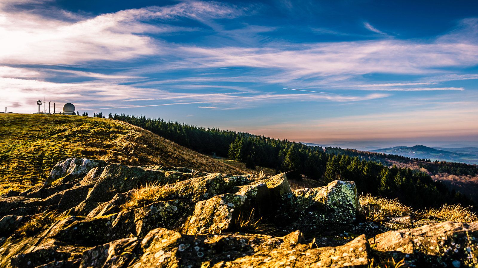 Berglandschaft, Felsen, Wolken, Sonnenuntergang, Hügel, 16:9, HD-Hintergrundbild für den Desktop