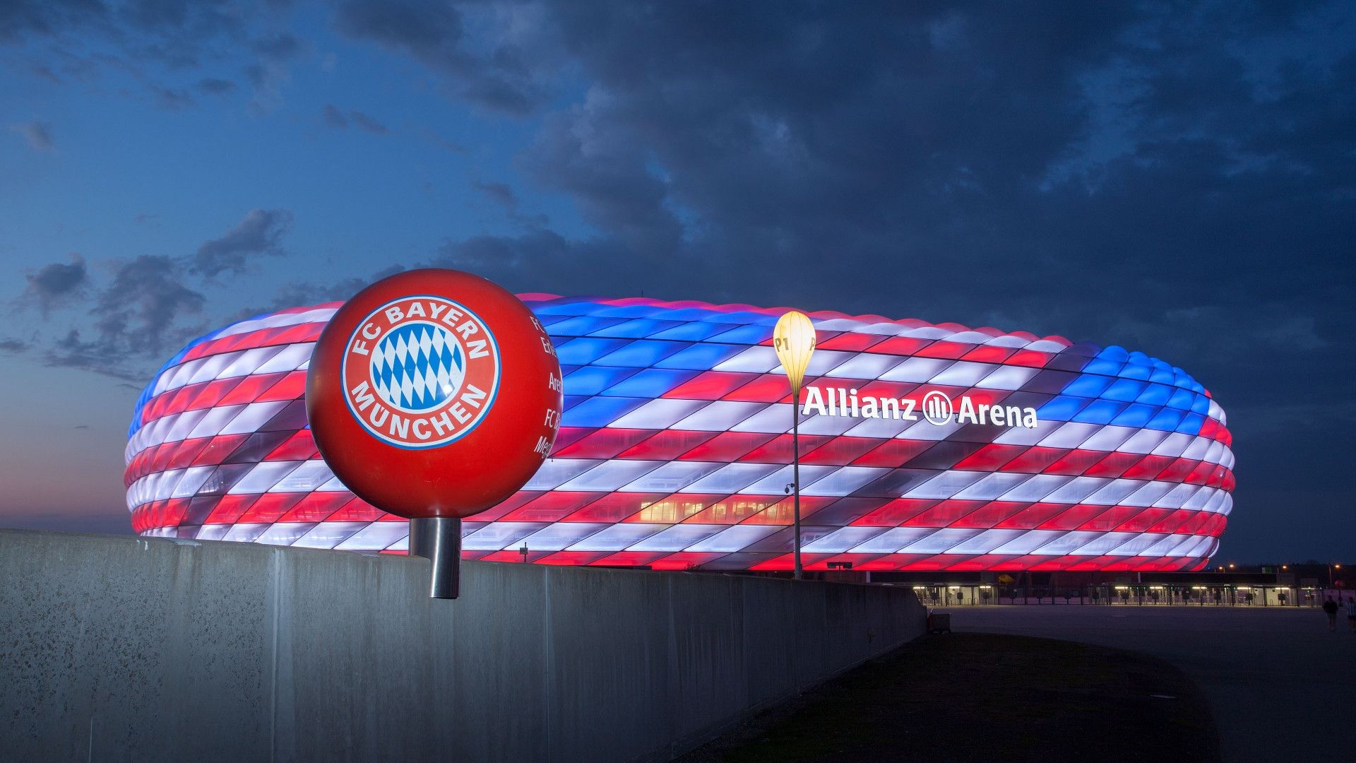 Allianz Arena, FC Bayern München, Stadion, Nacht, Beleuchtete Fassade, Full HD, Desktop-Hintergrund