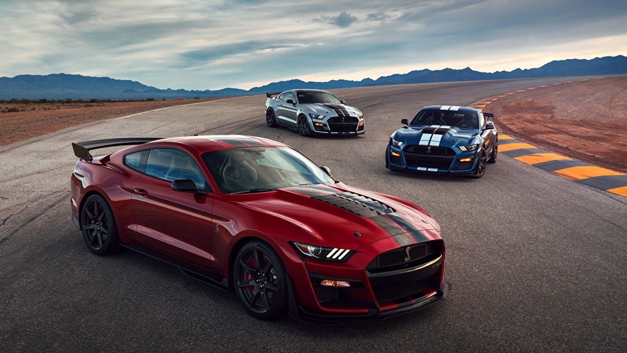 Ford Shelby GT500, Ford Mustang, Rennstrecke, Sportwagen, Drei Autos, HD, Laptop-Hintergrundbild