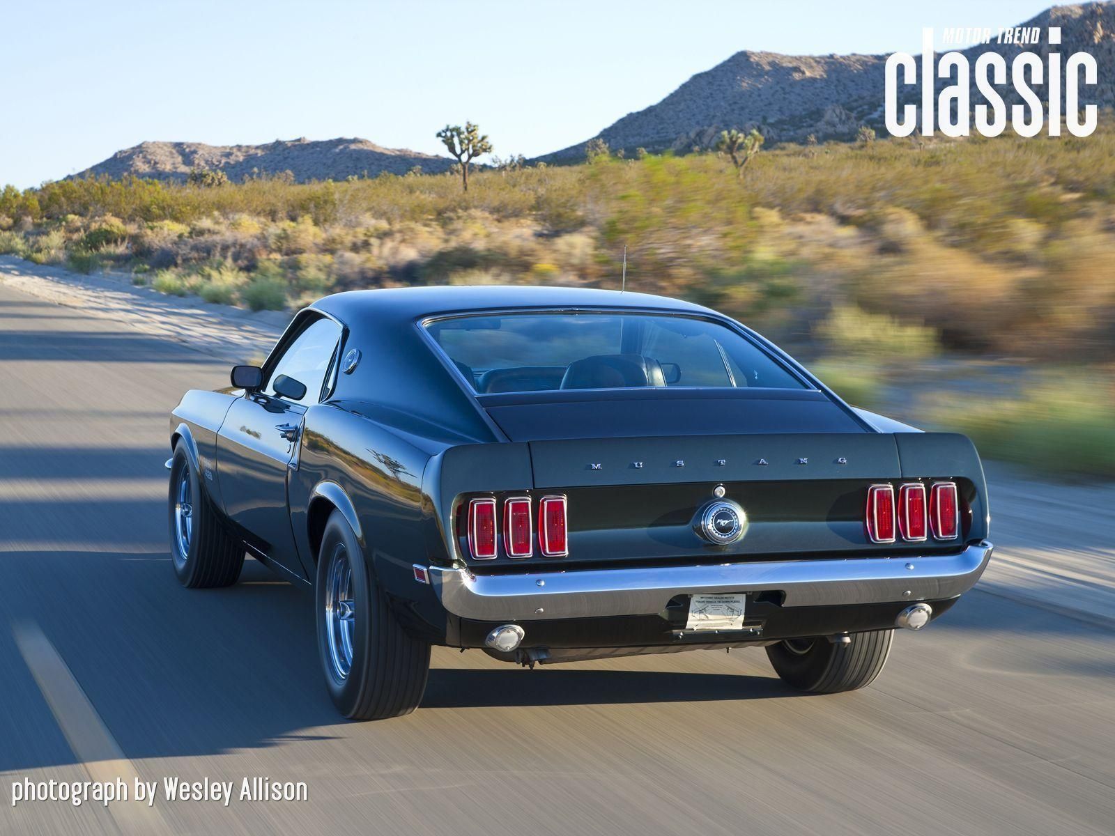 Ford Mustang, Fastback, Oldtimer, Wüstenstraße, Heckansicht, Classic, HD, Tablet-Hintergrund
