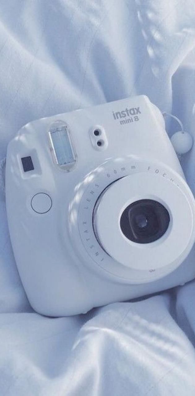 Instax Mini, Fujifilm, Sofortbildkamera, Hellblau, Bettwäsche, Hintergrundbild fürs Handy