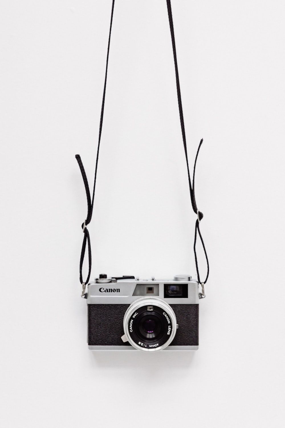 Messsucherkamera, Kameragurt, Weißer Hintergrund, Minimalistisch, Retro, Sperrbildschirm fürs iPhone