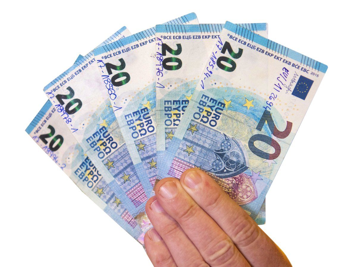 Euro, 20-Euro-Scheine, Hand, Weißer Hintergrund, Wallpaper