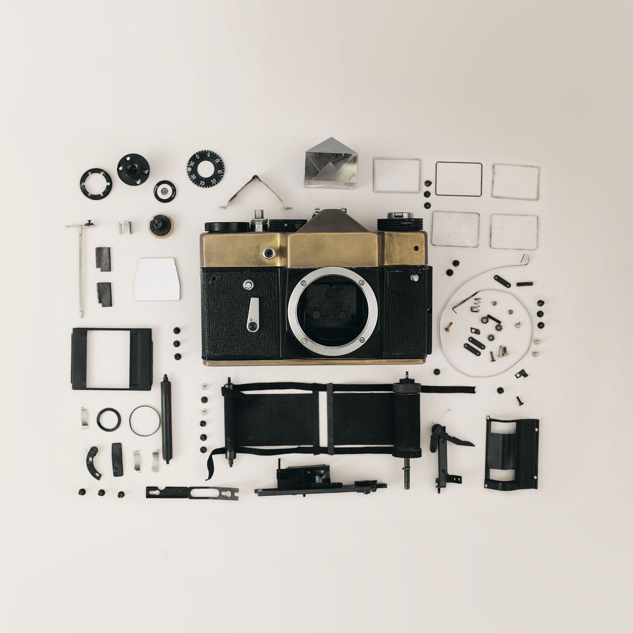 Zerlegte Kamera, Einzelteile, Knolling, Weißer Hintergrund, Analoge Kamera, HD Wallpaper