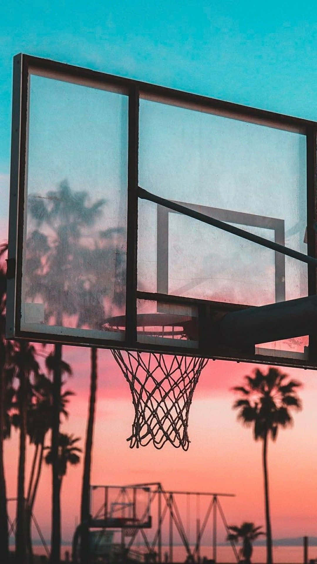 Basketballkorb, Glasbrett, Palmen, Abendrot, Türkis, Hintergrundbild für iPhone und Android