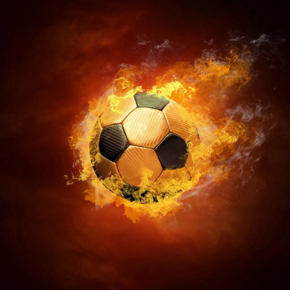 Fußball, Feuer, Flammen, Dunkler Hintergrund, Digital Art, Wallpaper