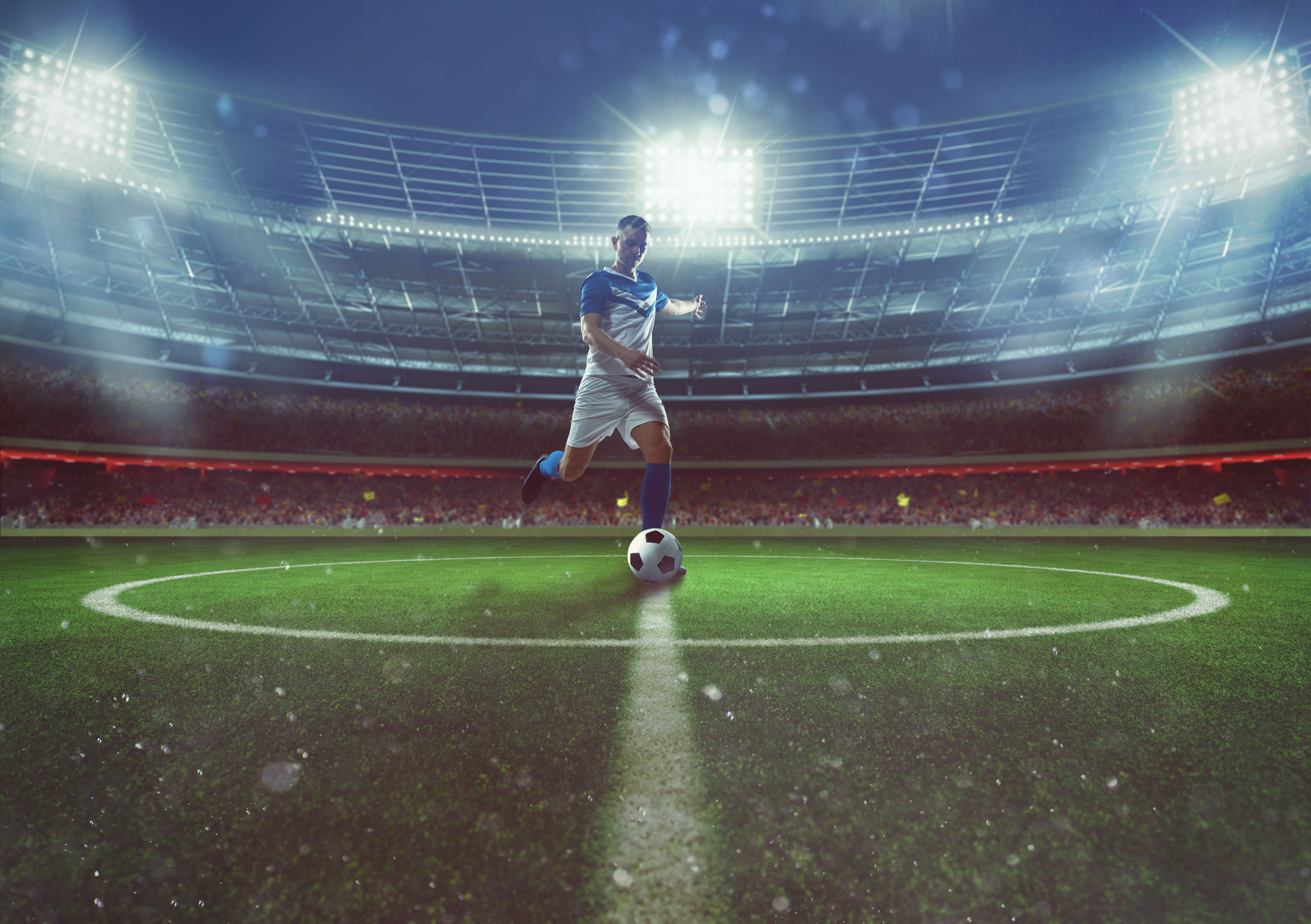 Fußballspieler, Anstoßkreis, Stadion, Flutlicht, Blau, 6K, Hintergrund für den Desktop