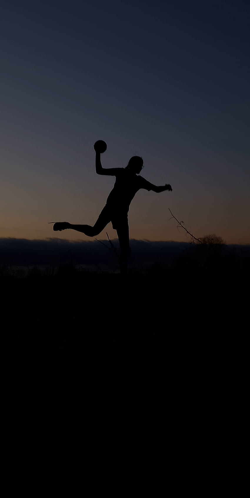Handballspieler, Silhouette, Sprungwurf, Abenddämmerung, Minimalistisch, Android-Hintergrundbild