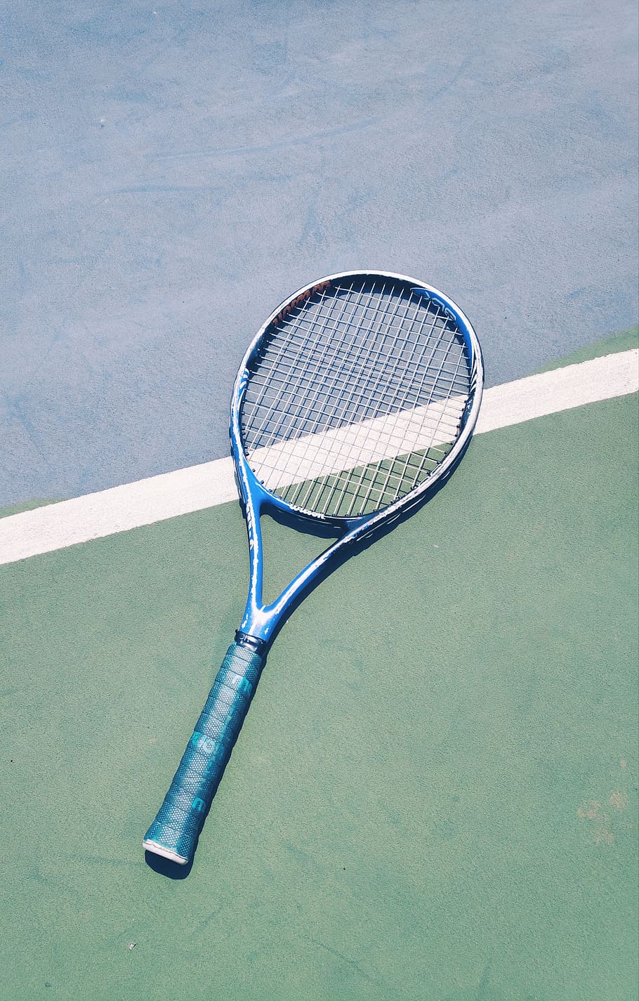 Tennisschläger, Grüner Platz, Linie, Minimalismus, Blau, HD, Handy-Hintergrundbild