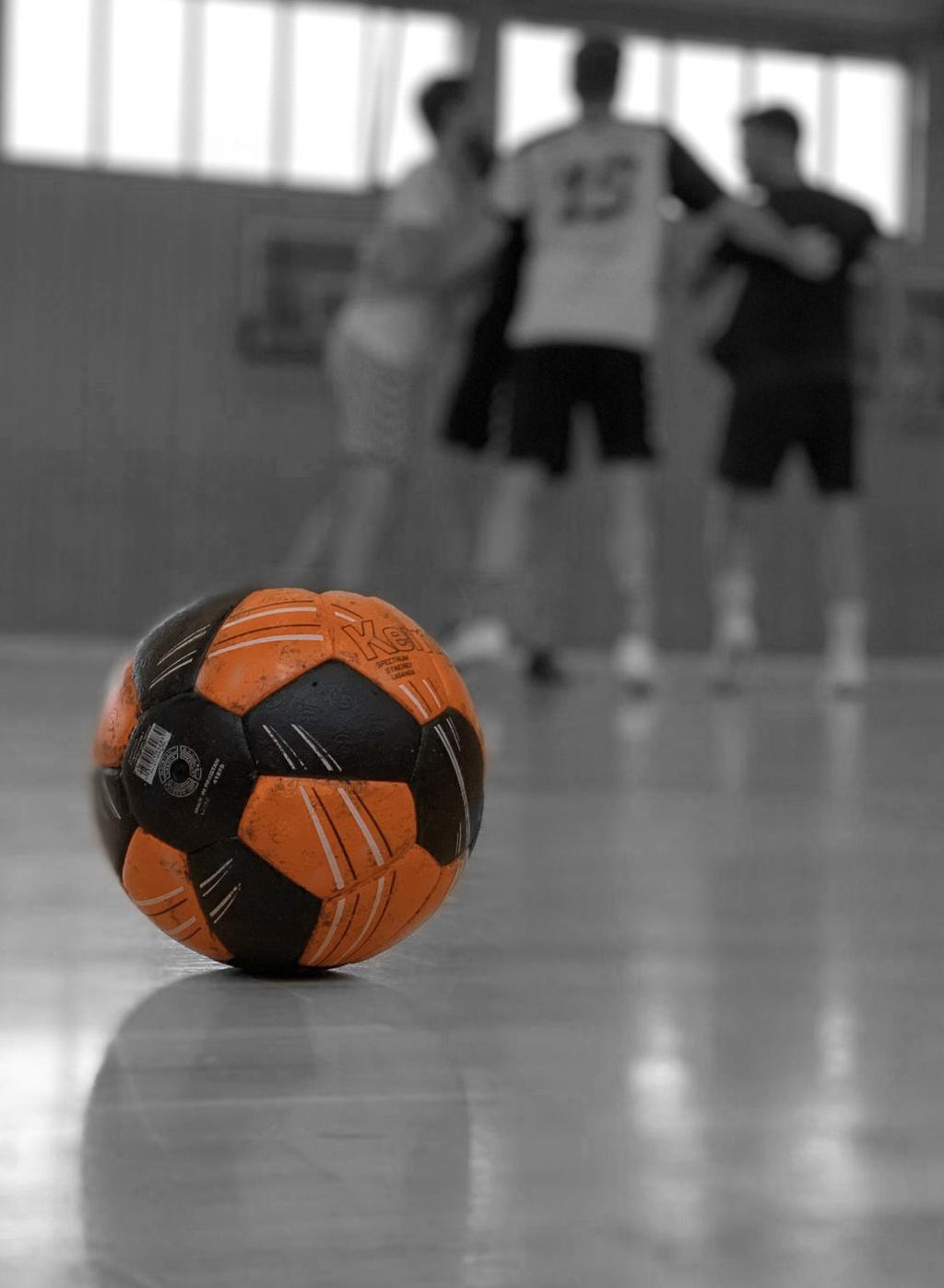 Handball, Sporthalle, Spieler, Schwarz-Weiß, Oranger Ball, HD, Tablet-Hintergrund