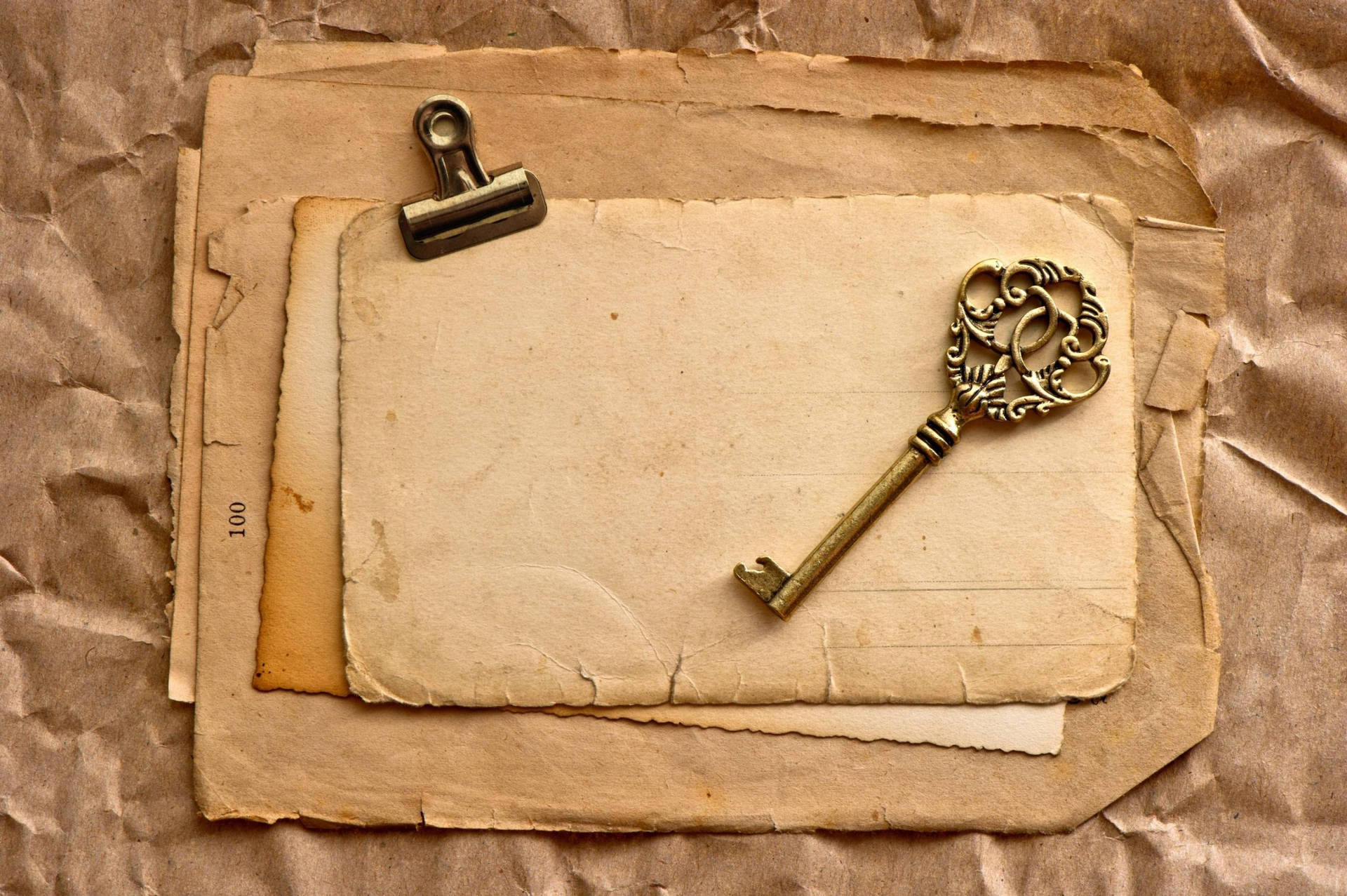 Altes Papier, Schlüssel, Vintage, Packpapier, Klammer, Full HD, Desktop-Hintergrund für Windows