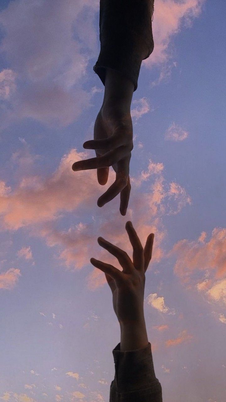 Hände, Berührung, Himmel, Wolken, Dämmerung, Romantik, Hochformat, Hintergrundbild fürs Smartphone