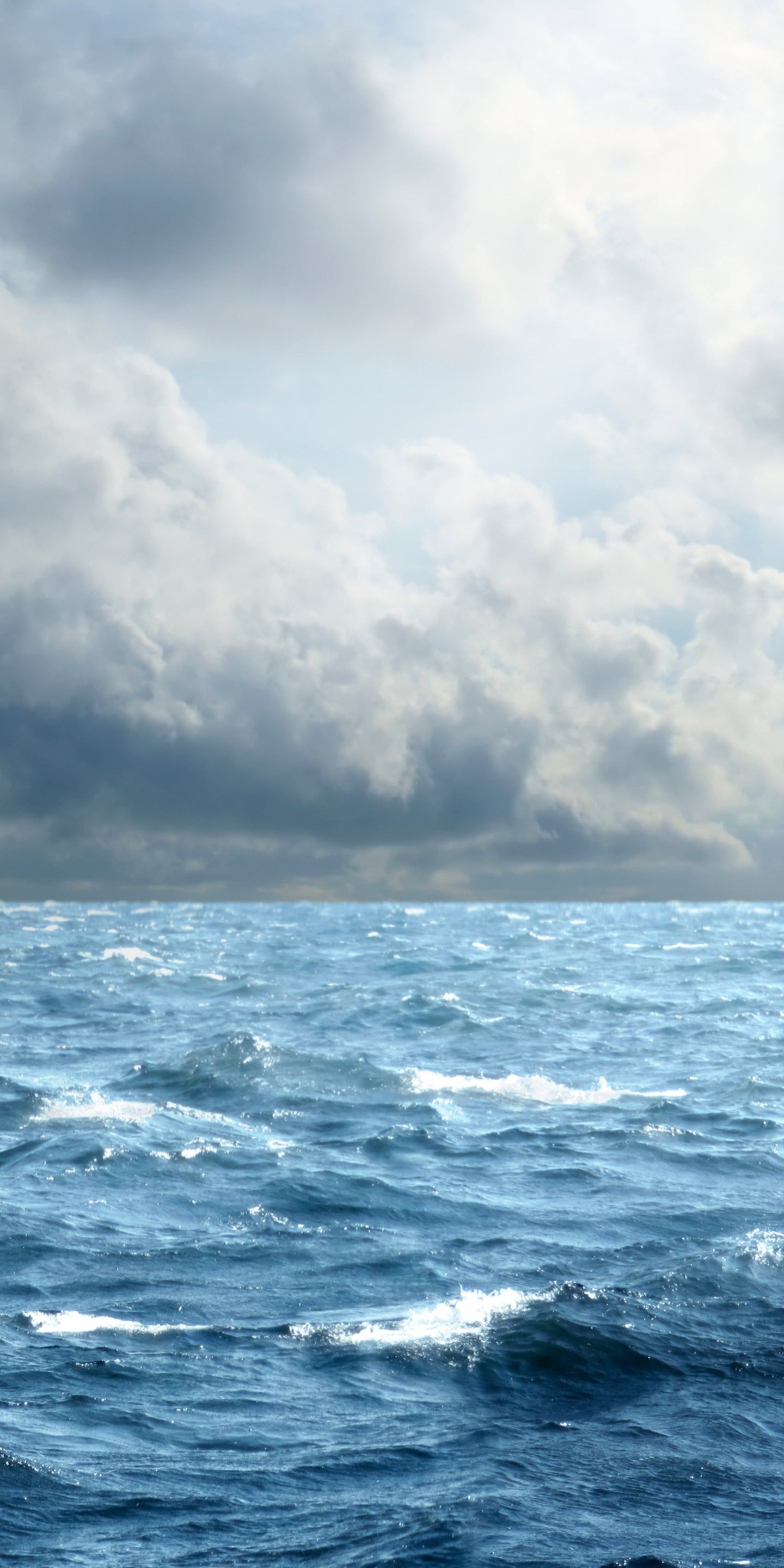Meer, Wellen, Bewölkter Himmel, Blau, Sturm, QHD+, Hintergrundbild fürs Handy