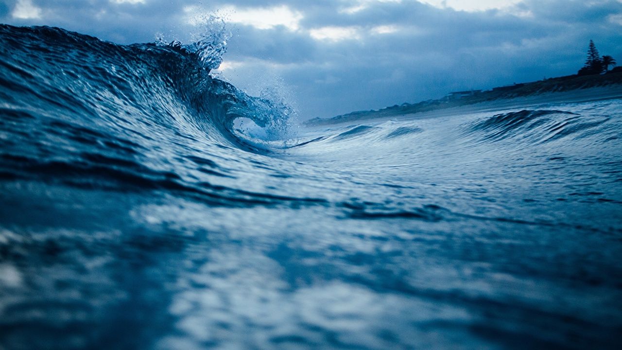 Brechende Welle, Ozean, Surfwelle, Bewölkter Himmel, Blau, HD, PC-Hintergrundbild