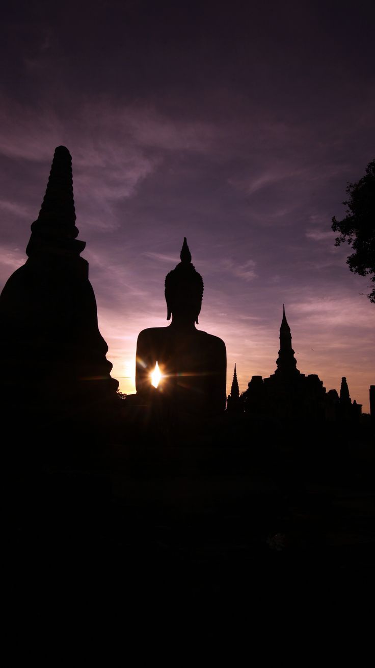 Buddha-Statue, Silhouette, Tempelruinen, Dämmerung, Thailand, HD, iPhone-Hintergrundbild