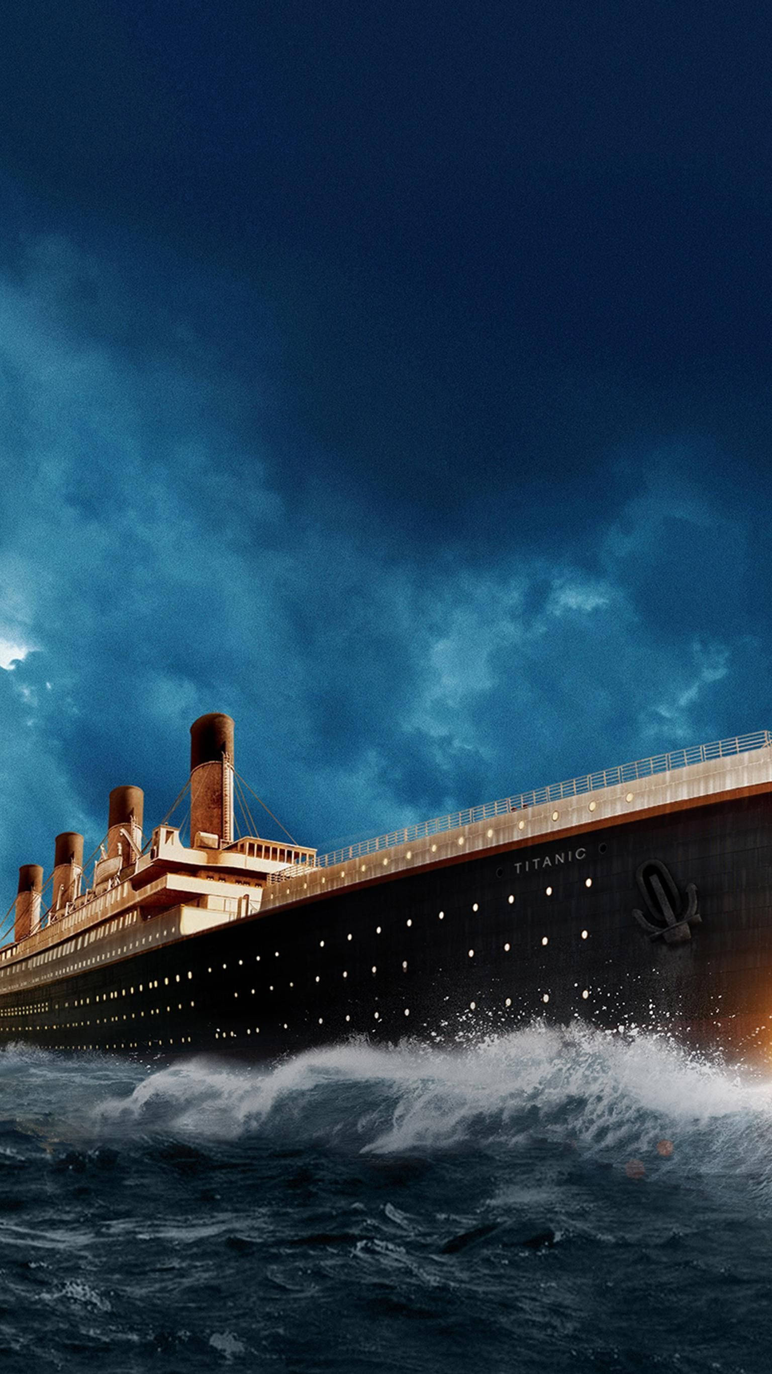 RMS Titanic, Sturm, Wellen, Ozean, Dunkler Himmel, Hochformat, Hintergrundbild fürs Smartphone