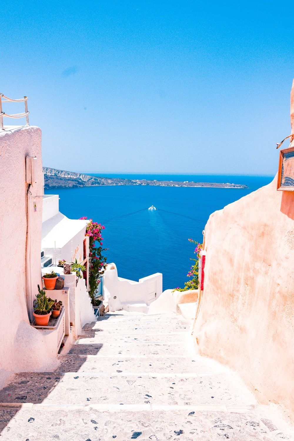 Gasse, Treppe, Rosa Häuser, Meer, Kykladen, Hintergrundbild für iPhone und Android