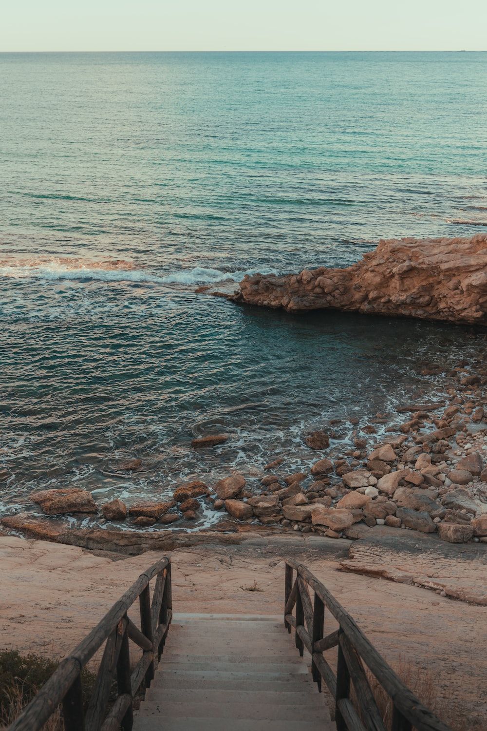 Treppe, Felsküste, Ruhiges Meer, Abend, HD, Sperrbildschirm fürs iPhone
